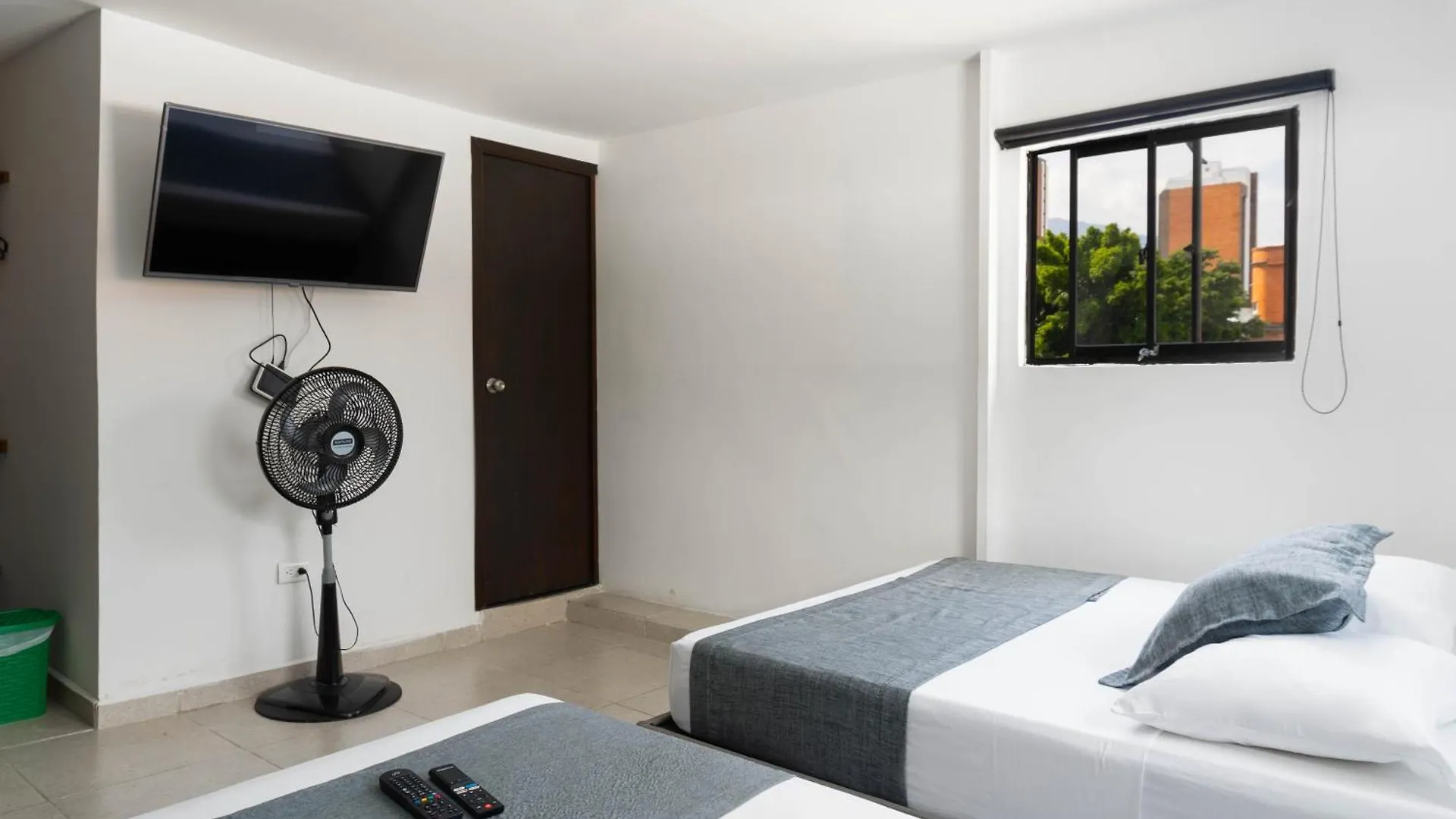 Hotel Palo Alto Laureles Медельин Колумбия